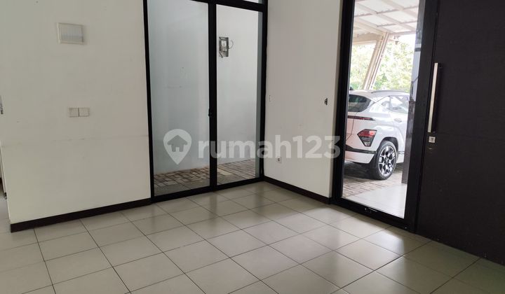 Comfortable Home to Come Back to! Kamandaka Area, New Parahyangan City 2