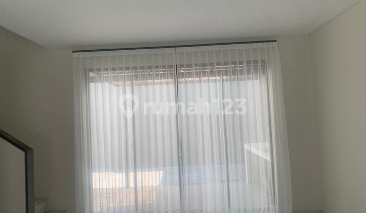 Rumah 2 Lantai Siap Huni Nyaman untuk Pulang Kota Baru Parahyangan 2