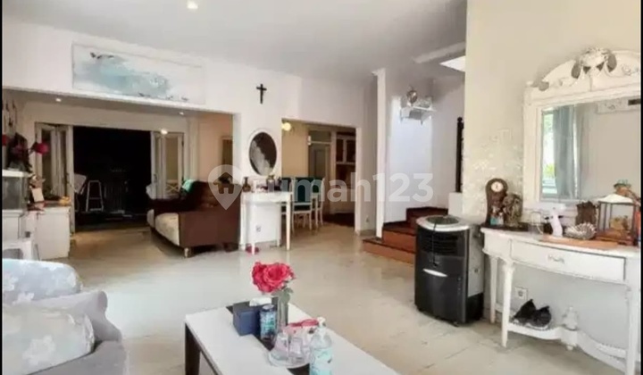 Rumah Hoek Super Luas Siap Huni Siap Passive Income! Kota Baru Parahyangan Bandung!