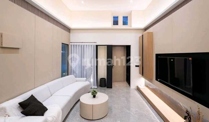 Rumah Hoek Modern Siap Huni, Siap Passive Income! Kota Baru Parahyangan 2