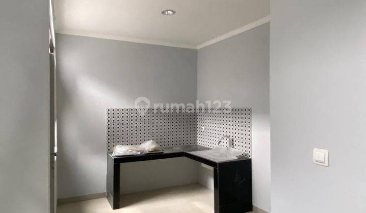 Rumah 2 Lantai Hanya 10 Menit Ke Sunter Mall 5