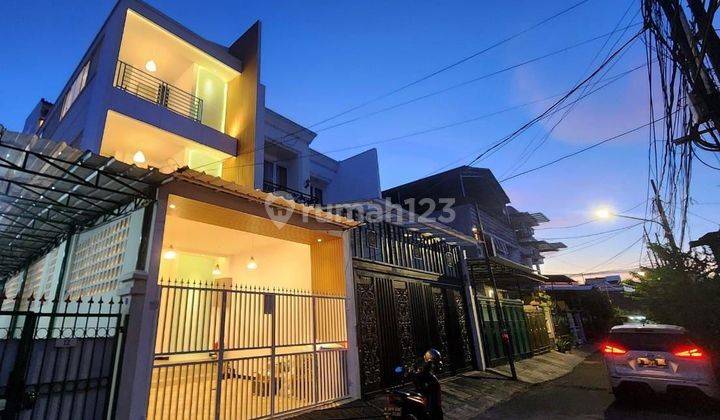 Dijual cepat rumah kost di grogol  2