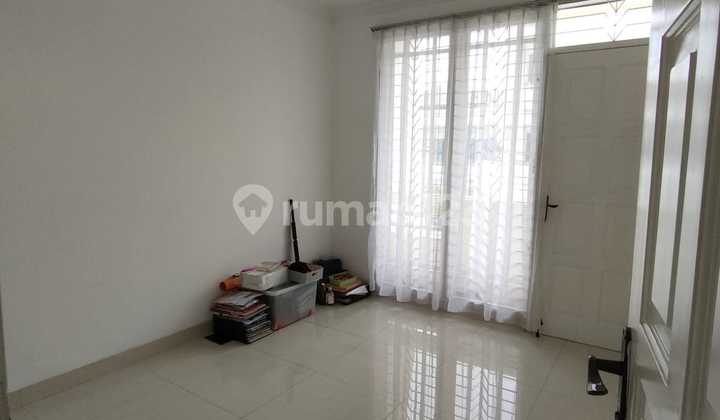 For sale, Muara Karang house block 8 2