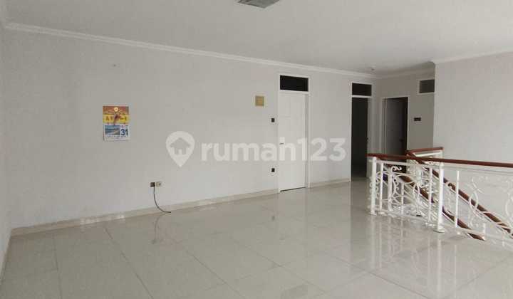 Dijual rumah muara karang blok 8