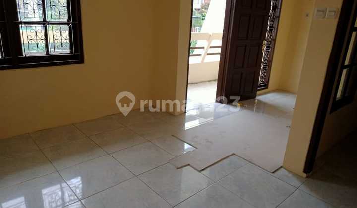 Dijual cepat rumah muara karang blok 8 Dijual cepat rumah muara karang blok 8