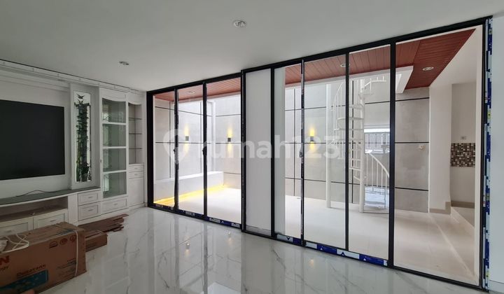 Di dijual cepat rumah muara karang blok 10 full renov 2