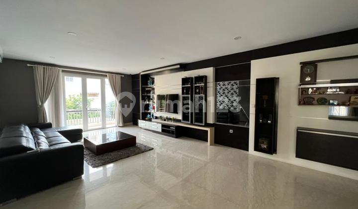 Di Jual Rumah Mewah di Bukit Golf Mediterania Pik 1