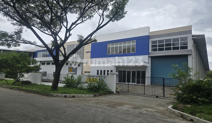 Warehouse for Rent, Delta Silicon Lippo Cikarang, Area 3,151 Square Meters Warehouse for Rent, Delta Silicon Lippo Cikarang, Area 3,151 Square Meters