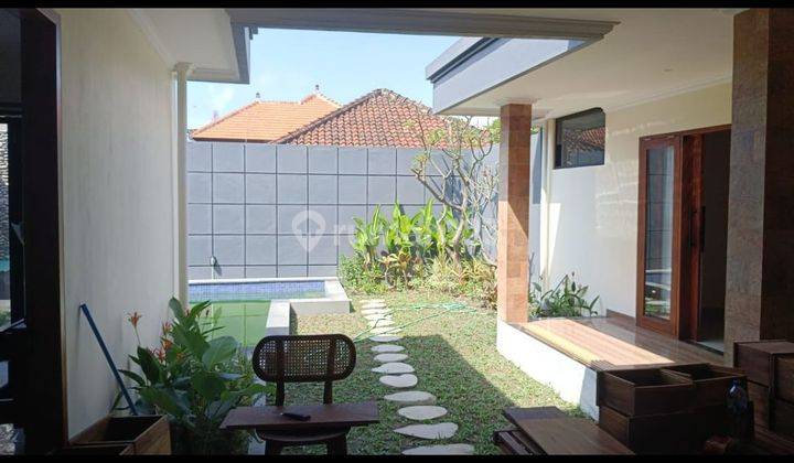 Villa Dekat Pantai Betngandang Sanur Bali 1