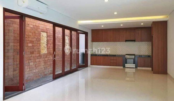 VILLA JALAN KAKI KE PANTAI MATAHARI SANUR BALI  4