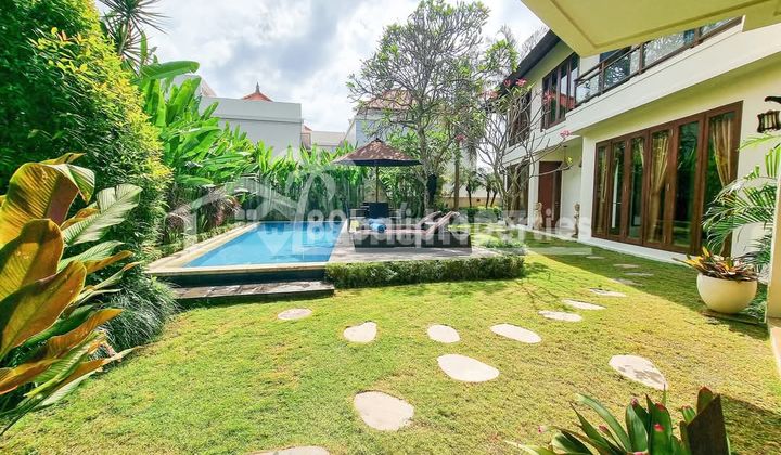 4 Bedroom Villa With Large Garden In Padonan
