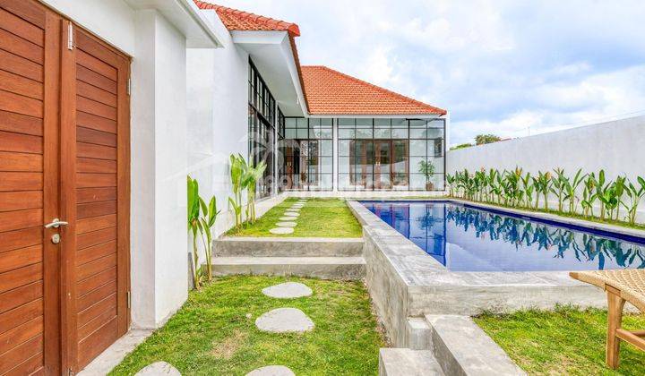 3 Bedr Villa In Pererenan 2