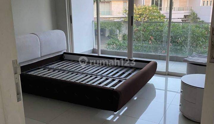 Disewakan Rumah Baru mewah furnished  13