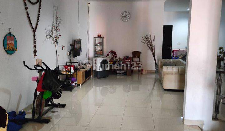 Dijual Rumah 3½ Lt. Bagus Pusat Jakarta 2