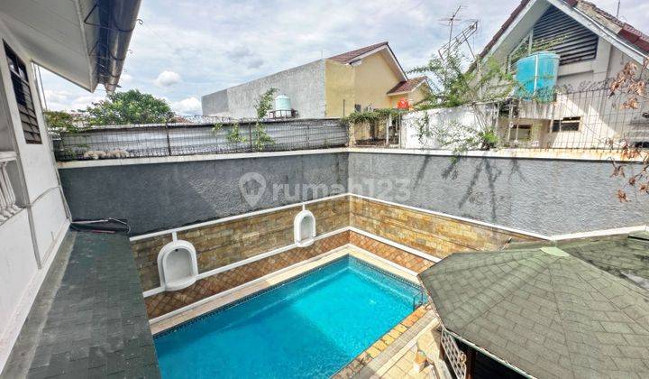 Rumah Luas 760 Mtr di Jl Utama Asem Baris 200 Meter Stasiun Tebet 1