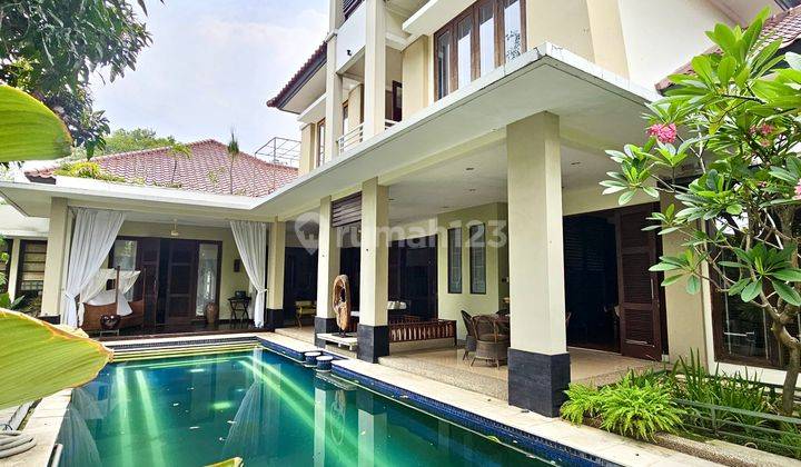 Jual Cepat. Rumah Nuansa Villa Bali, Dkt Ampera Raya 2