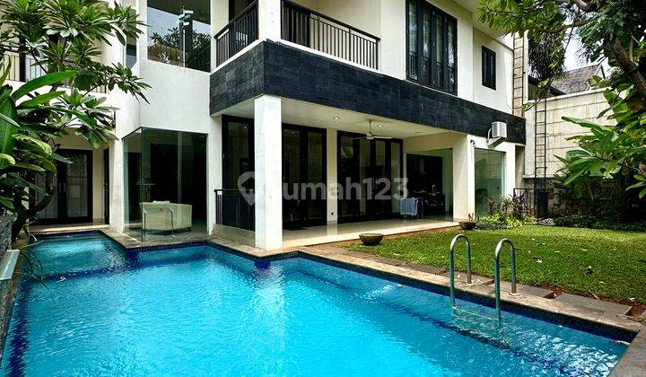 Rumah Dlm Compound, Private Pool. Deket Kemang Raya 2