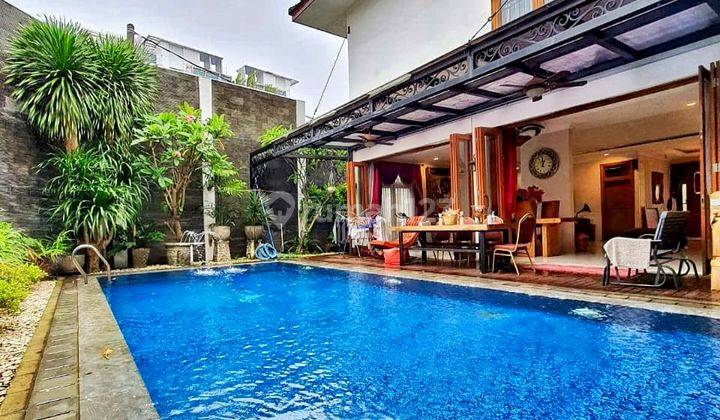 Rumah Mewah Siap Huni, Private Pool. One Gate, Jalan Lebar 1