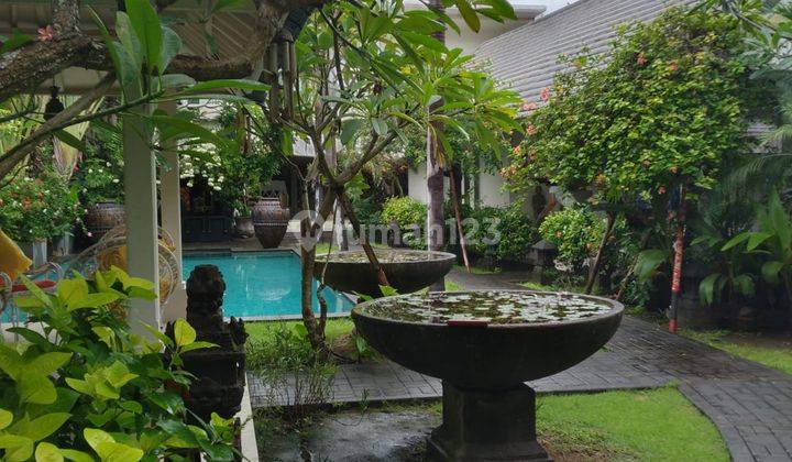 Luxurious Villa In The Heart Of Seminyak. 2