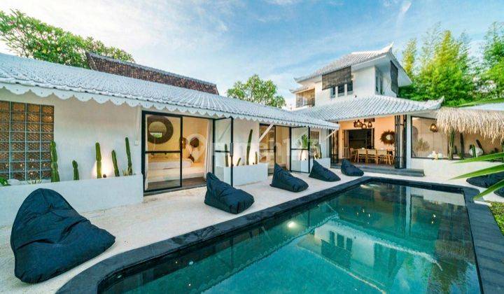 Seminyak Villa 4 Bedrooms Leasehold 29 Years 1