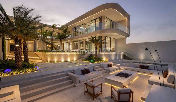 Luxurious 4 Bedroom Villa In The Heart Of Uluwatu 2