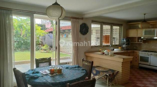 Kimangunsarkoro Menteng, 700 m2, Kotak, terawat, hadap selatan, lokasi tenang, Turun harga! 2