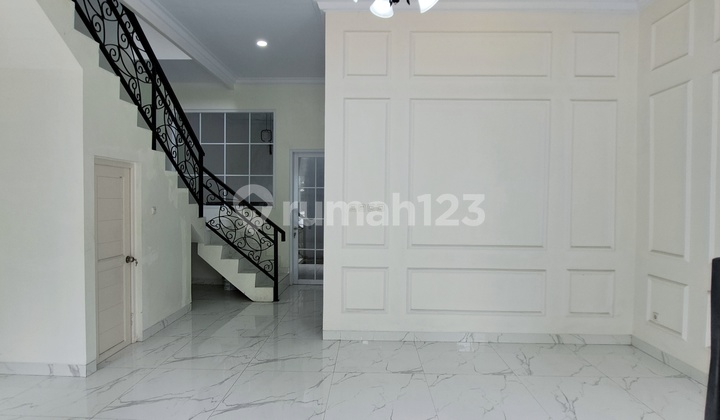 RUMAH MODERN CLASSIC JAGAKARSA DALAM CLUSTER 2