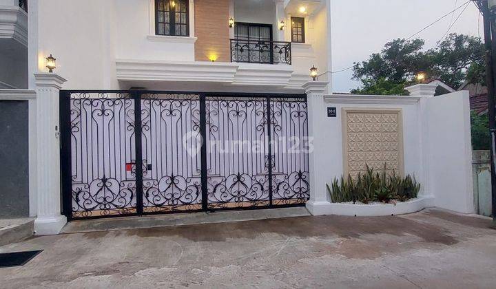 RUMAH MEWAH KALISARI DALAM KOMPLEK DEKAT SEKOLAH NOAH 2
