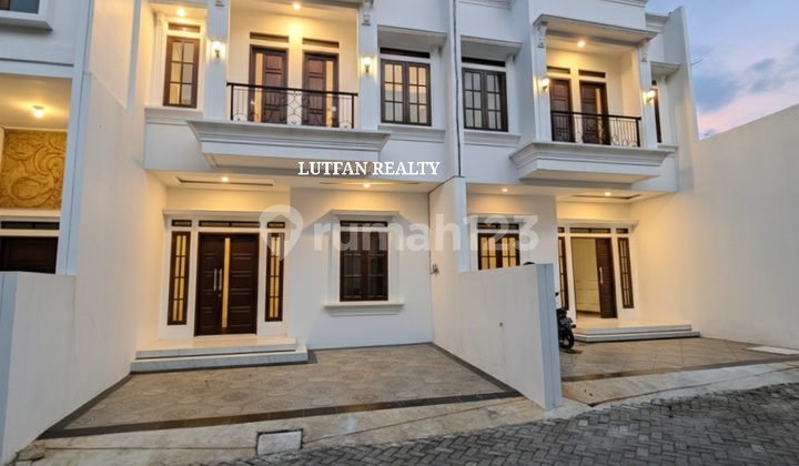 Rumah Cilandak Modern Minimalis Dalam Cluster 2