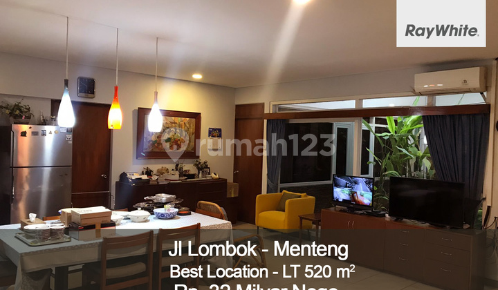 Rumah jalan Lombok Menteng Jakarta Pusat