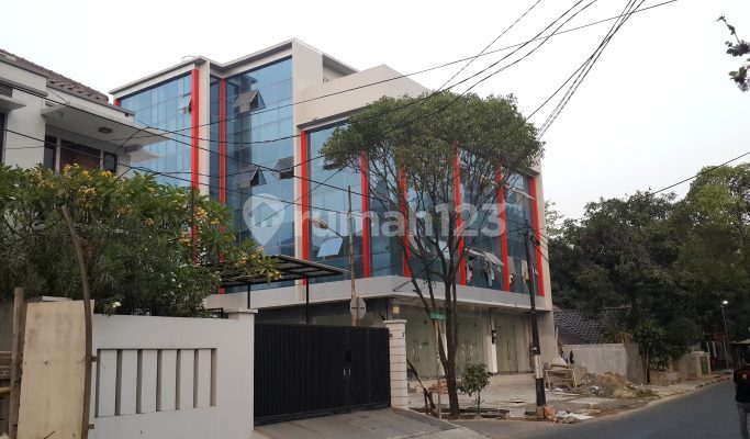 Ruko Baru 4 Lantai Bendungan Hilir Jakarta Pusat 1