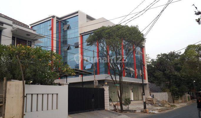 Gedung atau Ruko Gandeng Baru Bendungan Hilir Jakarta Pusat 1