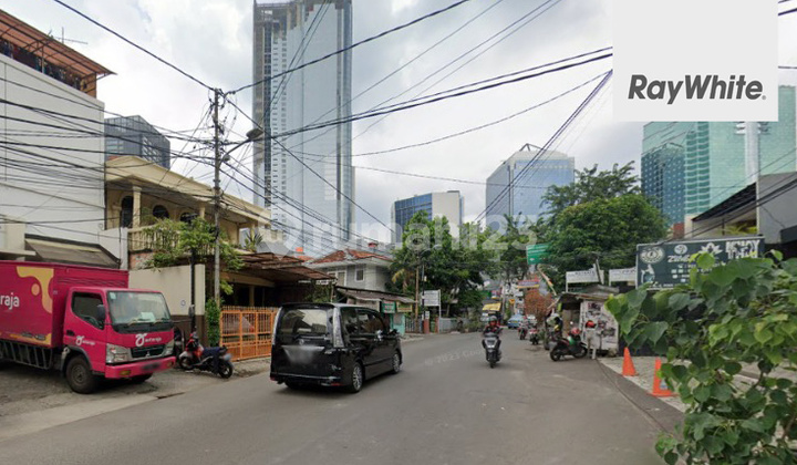 FOR LEASE Ruko 3 Lantai Bendungan Hilir Lokasi StrategisJakarta Pusat