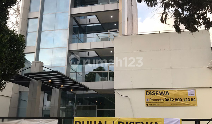 Mini Building / Abdullah Syafei Street Building, Tebet, South Jakarta Mini Building / Abdullah Syafei Street Building, Tebet, South Jakarta