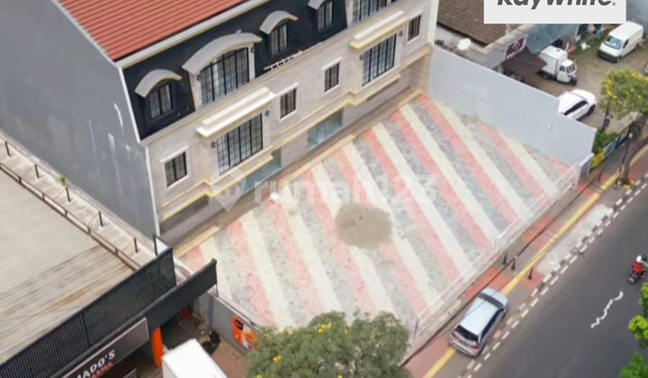 Mini Building / 3-Story Shop House Jatiwaringin Raya - East Jakarta