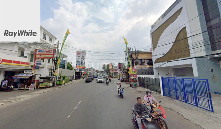FOR RENT New 3.5-Story Shop House Jatiwaringin Main Road East Jakarta