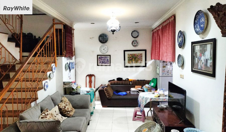 FOR SALE Rumah Murah 2 Lantai Komplek Robina Townhouse Jatiwaringin 2