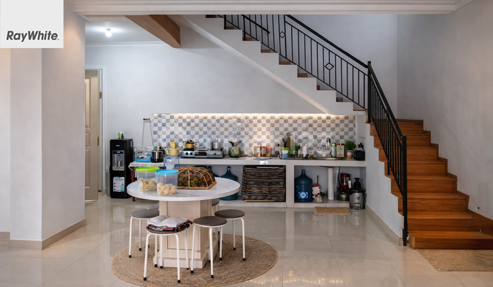 For Sale Rumah 2 Lantai Kebon Baru Tebet Jakarta Selatan 2