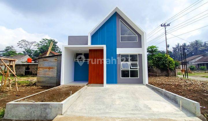 Rumah Cantik Modern Dengan View Pegunungan 1