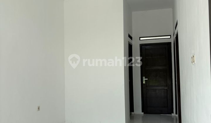 For Sale: Ready-to-Live-In House with SHM Legality Near Borma Cinunuk 2