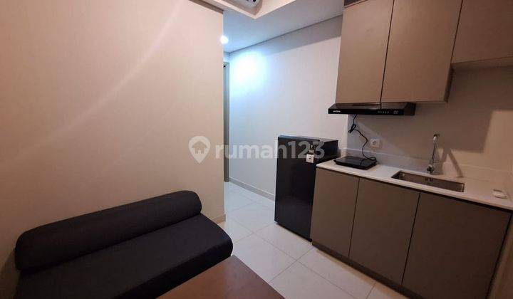 APARTEMEN GOLD COAST STUDIO FURNISH SIAP HUNI 1