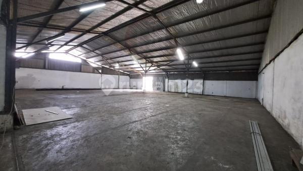 Warehouse for Rent in Strategic Location, Cakung, East Jakarta