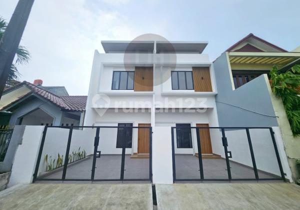 Dijual Rumah Minimalis di Bulevar Hijau Harapan Indah, Bekasi Dijual Rumah Minimalis di Bulevar Hijau Harapan Indah, Bekasi