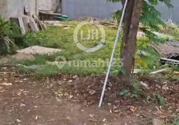 Strategic Plot Location in Perum Lestari Indah, Cirendeu, Tangerang, Banten Strategic Plot Location in Perum Lestari Indah, Cirendeu, Tangerang, Banten