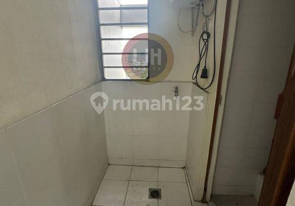 Apartemen Sherwood Residence Tower Regent Kelapa Gading Jakarta Utara 2