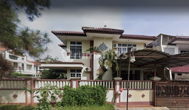 Dijual Rumah hoek di Komplek Alfa Indah 270m2 depan taman, Jakarta Barat