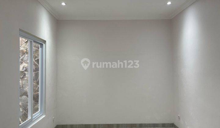 Dijual cepat rumah semi furnish siap huni di Citraraya cikupa 2