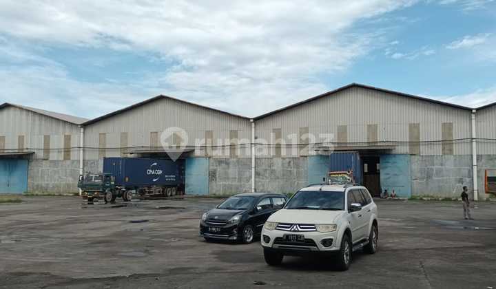 Warehouse for Rent, Suitable for Production in Cikupa