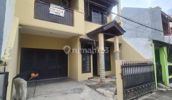 Rumah Unfurnished Kontrakan Sudah Renovasi di Tebet Timur Dalam, Tebet 1