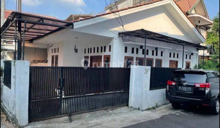  Rumah Unfurnished Sudah Renovasi di Menteng Dalam, Menteng Dalam 1